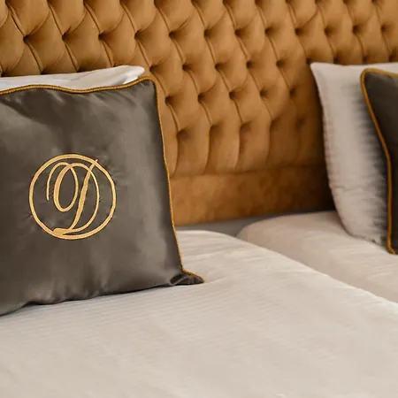 Dome & Casino At Kyrenia 酒店 凯里尼亚