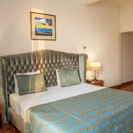 Dome & Casino At Kyrenia 4* كيرينيا