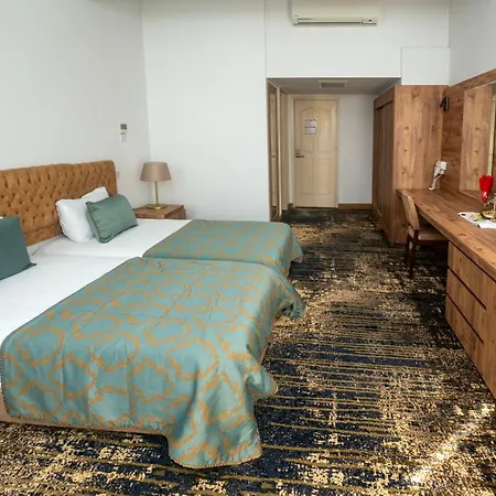 Dome & Casino At Kyrenia فندق كيرينيا