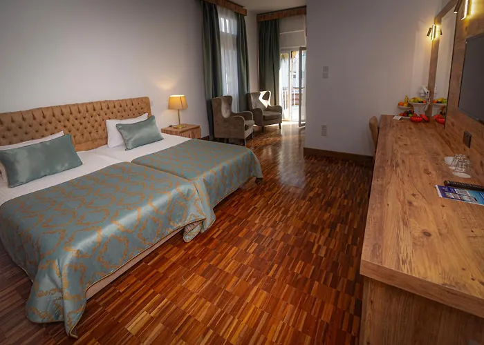 Dome & Casino At Kyrenia ホテル 4*